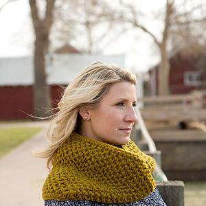 Evelyn Cowl